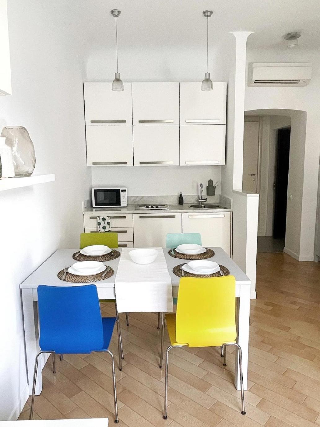 Appartement Ampio E Accogliente Bilocale - Fara 1, Porta Nuova *